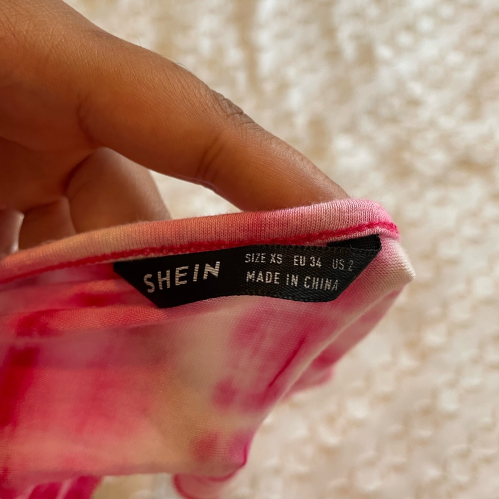 Pink Outlined Tank Top - Picture 3 of 3